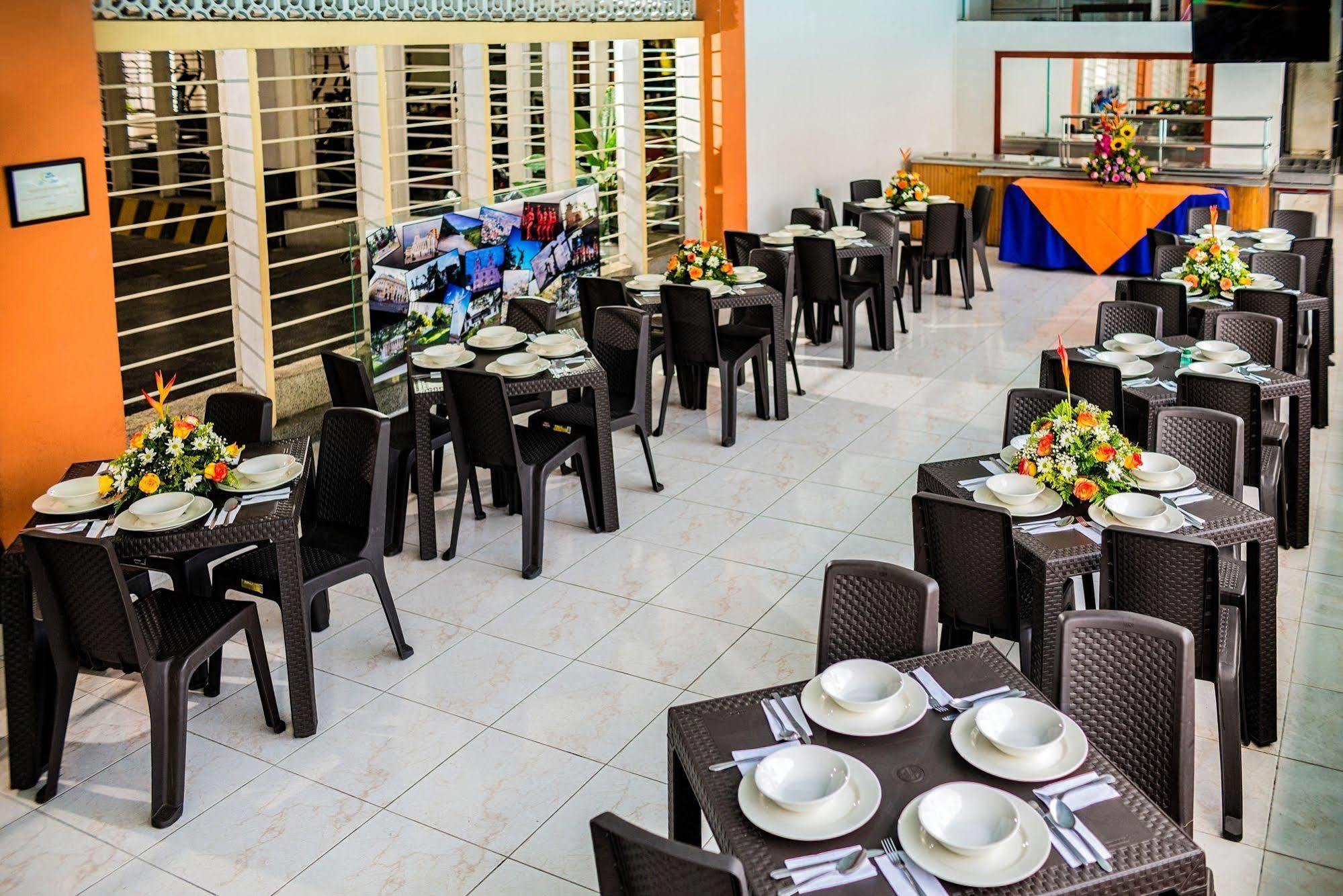 Hotel La Luna Santiago de Cali Dış mekan fotoğraf